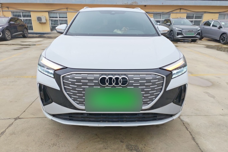 2023 Audi Q4 e-tron - Main View