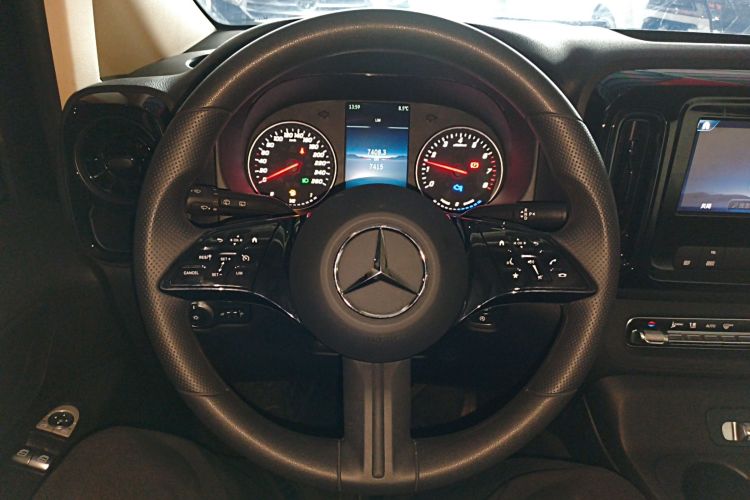 2024 Mercedes-Benz Vito - Main View