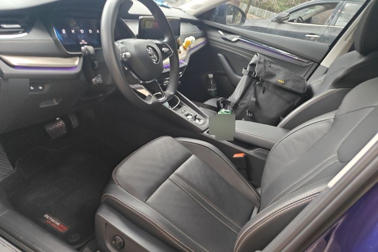 2021 Skoda Octavia - Main View