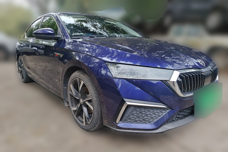 2021 Skoda Octavia - Main View