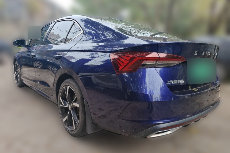 2021 Skoda Octavia - Main View