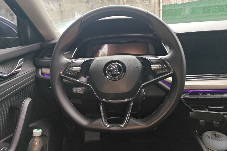 2021 Skoda Octavia - Main View