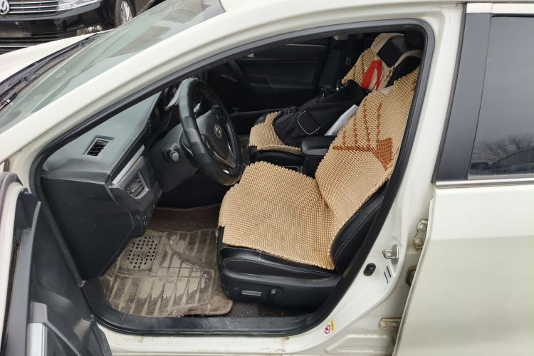 2014 Toyota Ralink - Main View