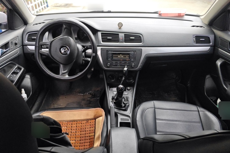 2015 Volkswagen Langxing - Main View