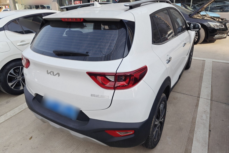 2021 Kia 奕跑 - Main View
