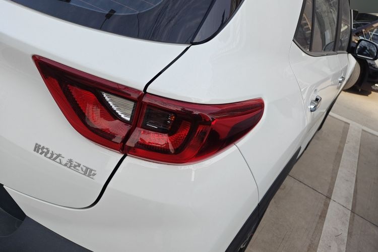 2021 Kia 奕跑 - Main View