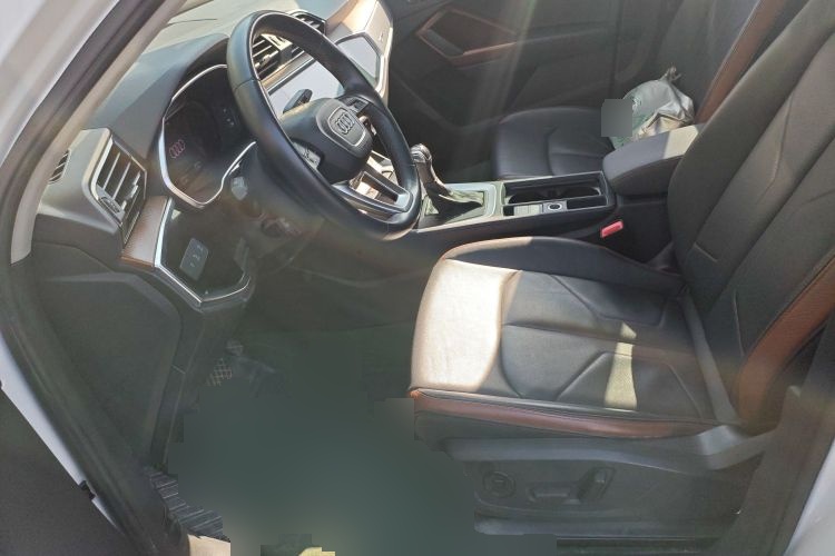 2022 Audi Q3 - Main View