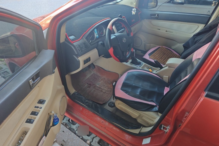 2013 BAIC Motor E Series - Main View