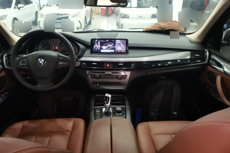 2021 BMW X5 - Main View