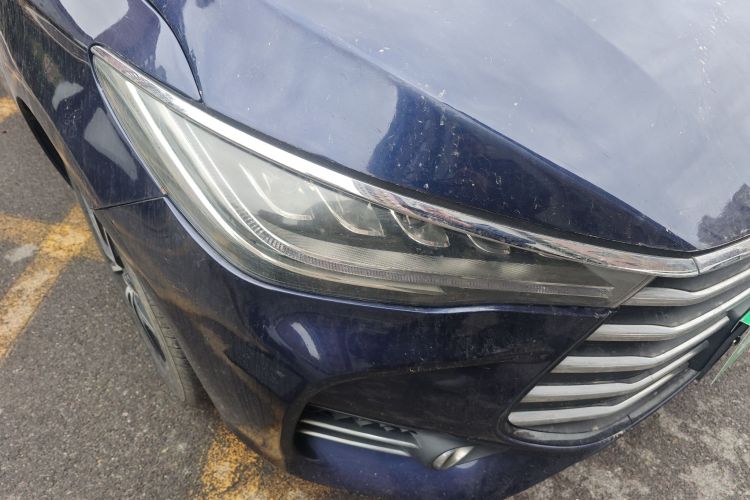 2017 BYD Song MAX - Main View