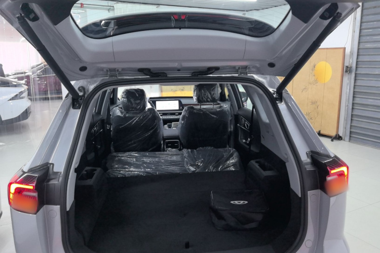 2024 Chery Tiggo 8 PRO New Energy - Main View