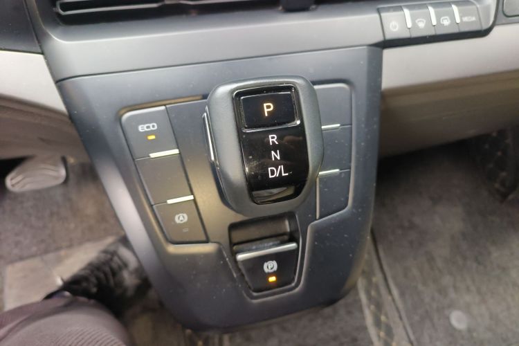 2023 Ford Transit - Main View