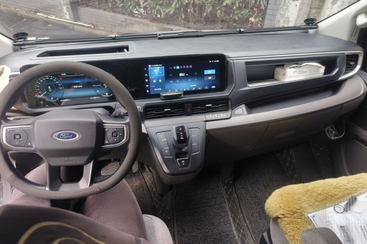 2023 Ford Transit - Main View