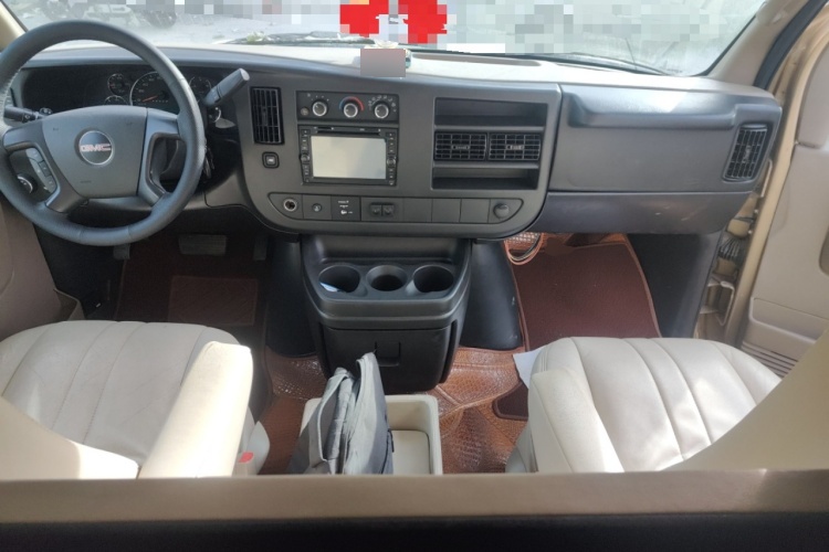 2011 GMC SAVANA - Main View