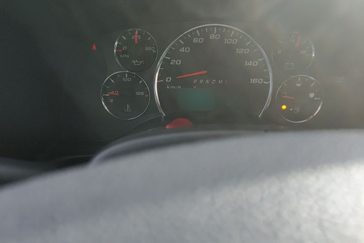 2011 GMC SAVANA - Main View