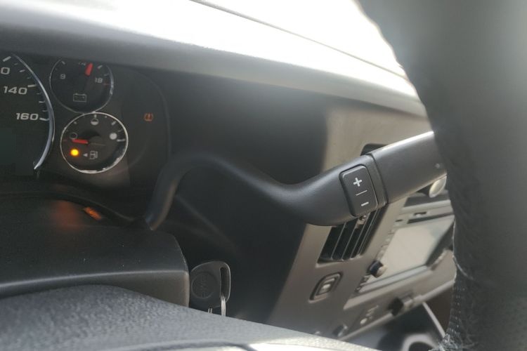 2011 GMC SAVANA - Main View