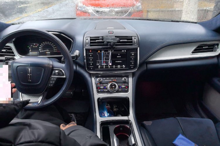 2018 Lincoln Continental - Main View