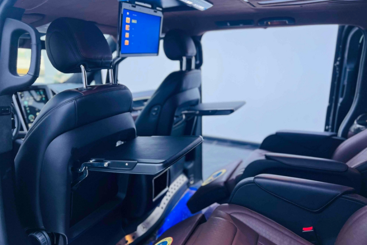 2020 Mercedes-Benz V-Class - Main View