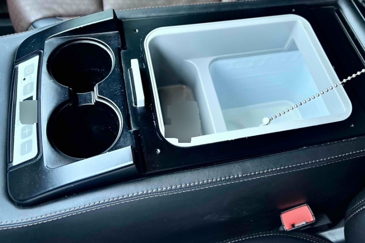 2020 Mercedes-Benz V-Class - Main View