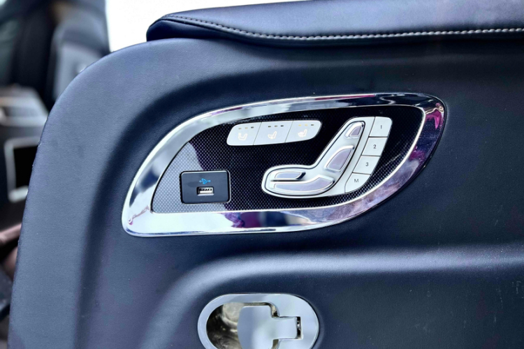 2020 Mercedes-Benz V-Class - Main View