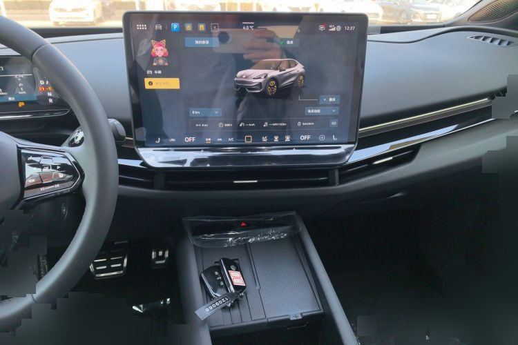 2025 Volkswagen ID.UNYX - Main View