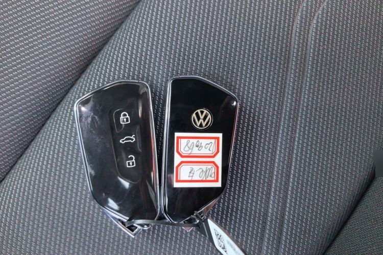 2025 Volkswagen ID.UNYX - Main View