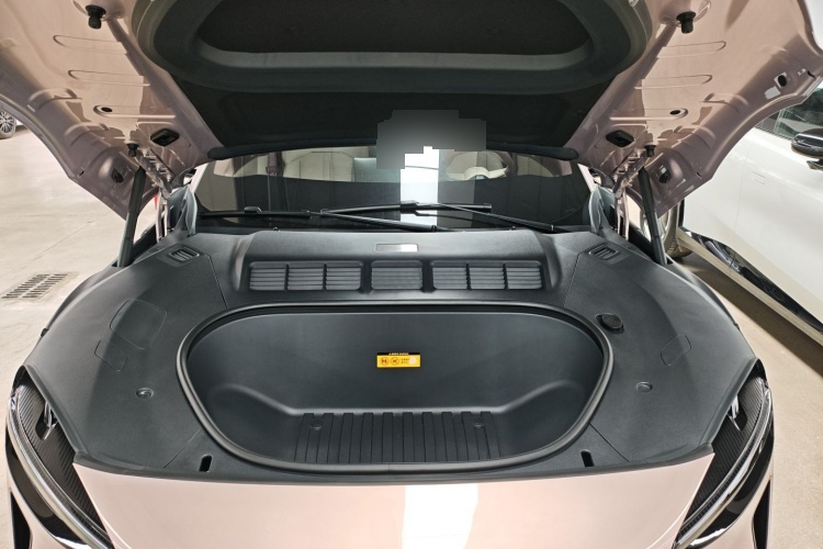2025 Xiaomi Auto Xiaomi YU7 - Main View