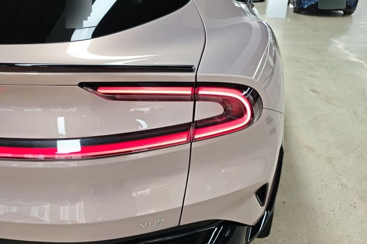2025 Xiaomi Auto Xiaomi YU7 - Main View