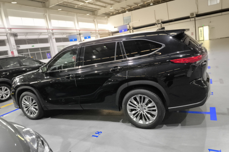 2023 Toyota 汉兰达 - Main View
