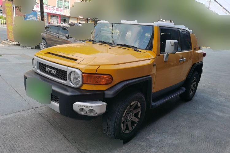 2013 Toyota FJ 酷路泽 - Main View