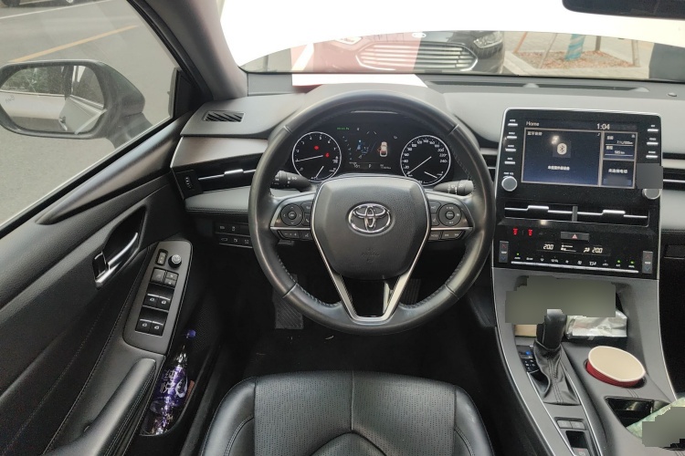 2019 Toyota Avalon - Main View