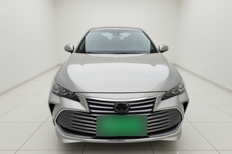 2019 Toyota Avalon - Main View