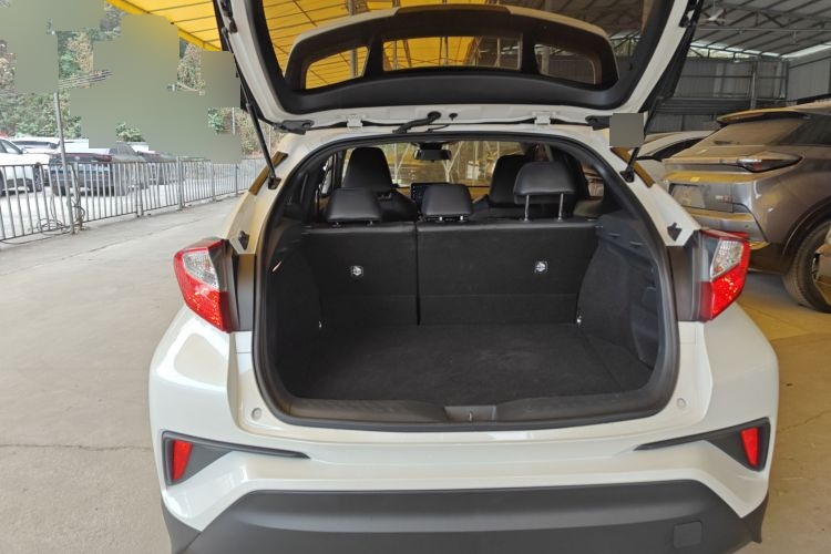 2020 Toyota C-HR EV - Main View