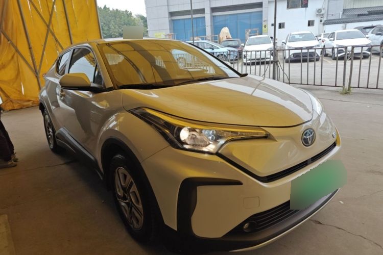 2020 Toyota C-HR EV - Main View