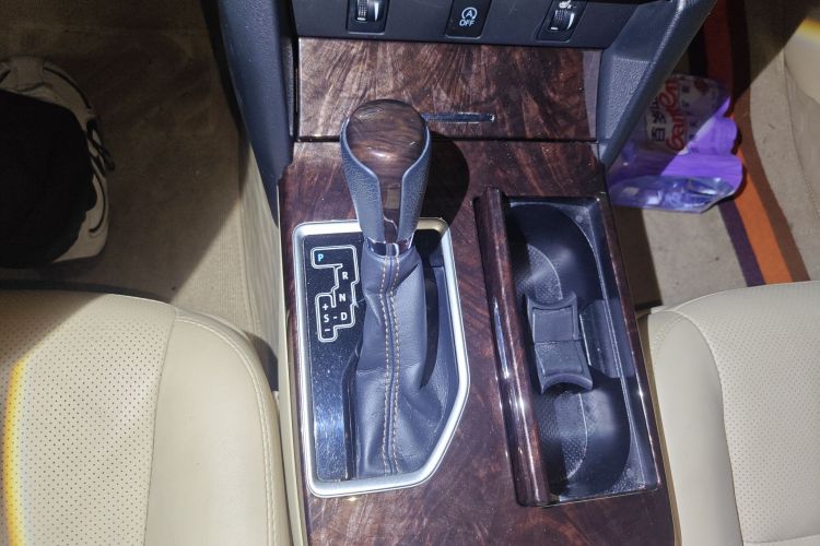 2016 Toyota Camry - Main View