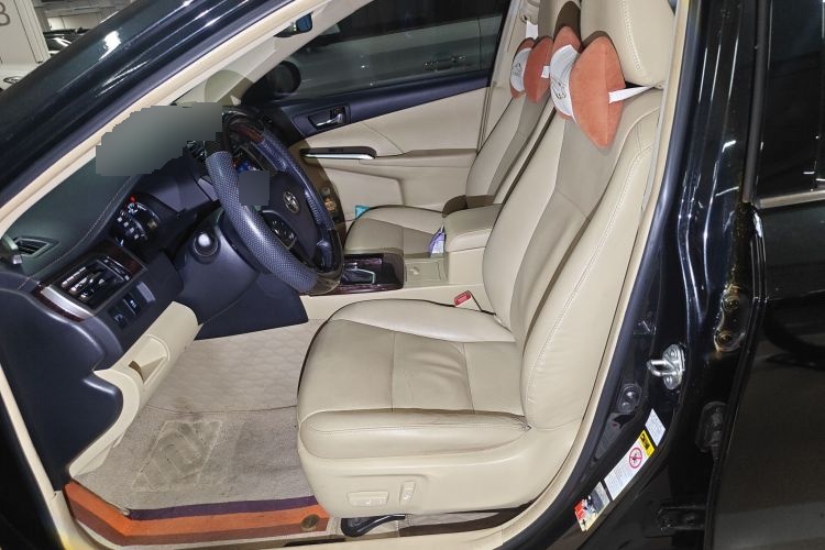 2016 Toyota Camry - Main View