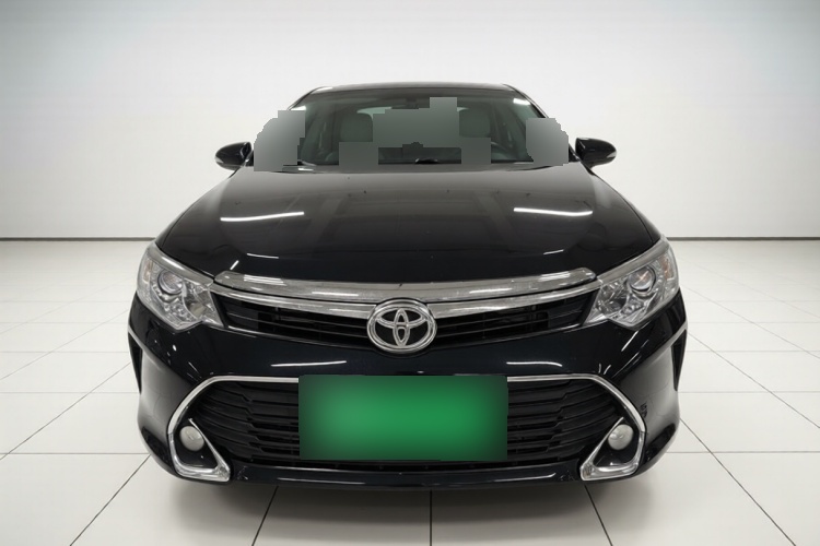 2016 Toyota Camry - Main View