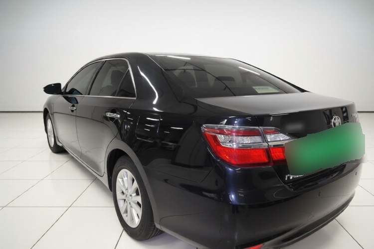 2016 Toyota Camry - Main View