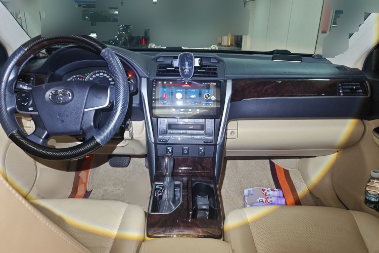 2016 Toyota Camry - Main View