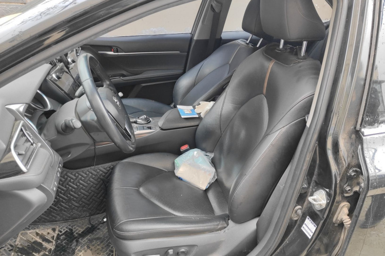 2019 Toyota Camry - Main View