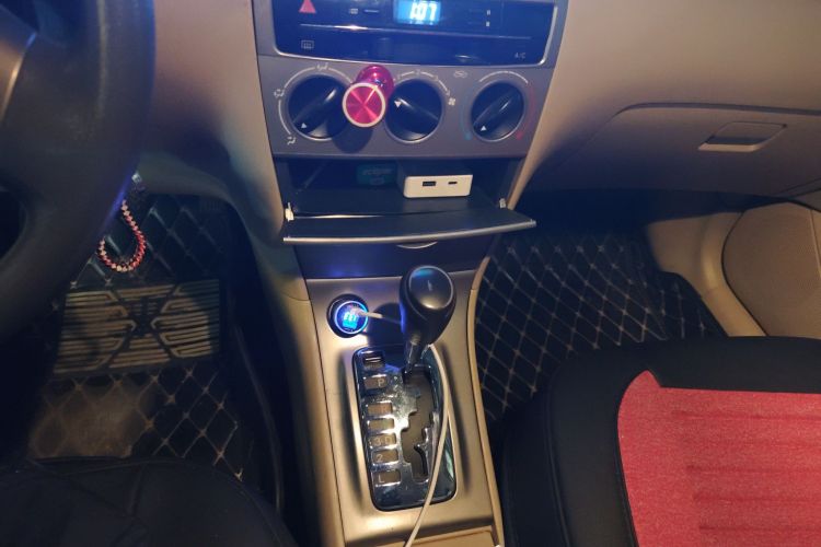 2013 Toyota Corolla - Main View