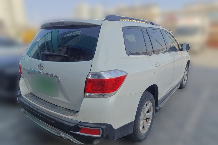 2013 Toyota Highlander - Main View