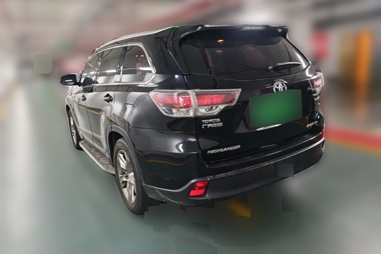 2015 Toyota Highlander - Main View