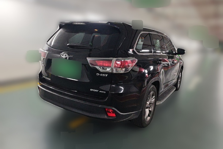 2015 Toyota Highlander - Main View