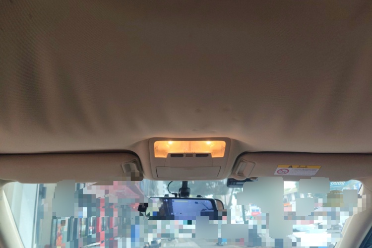 2015 Toyota Highlander - Main View