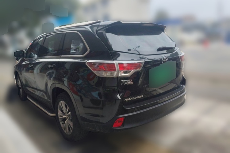2015 Toyota Highlander - Main View
