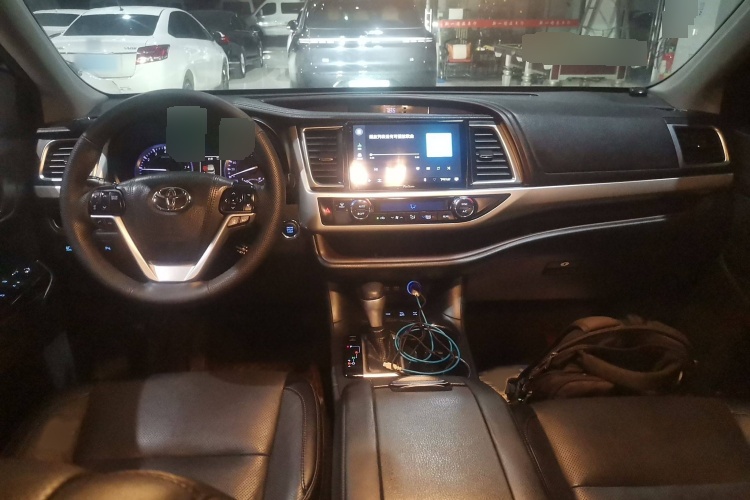 2018 Toyota Highlander - Main View