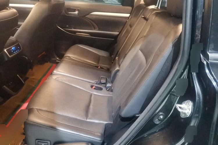 2018 Toyota Highlander - Main View