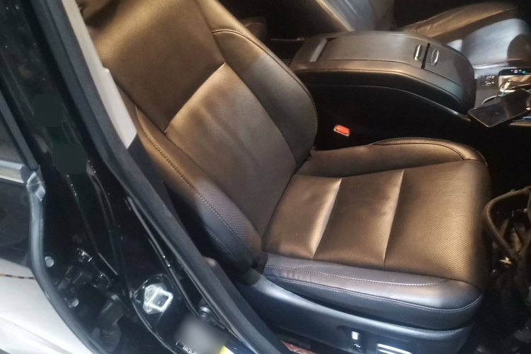 2018 Toyota Highlander - Main View