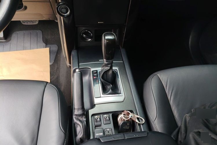 2016 Toyota Prado - Main View